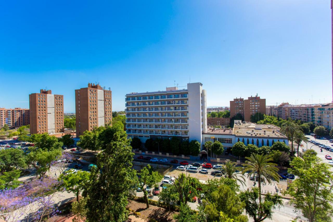 Versus Apartments Near City Of Arts Валенсія Екстер'єр фото