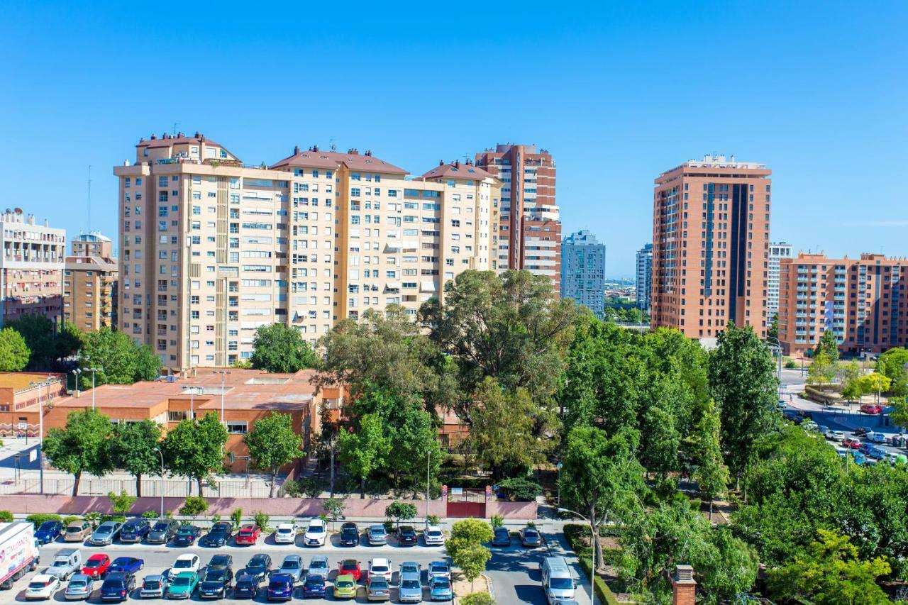 Versus Apartments Near City Of Arts Валенсія Екстер'єр фото